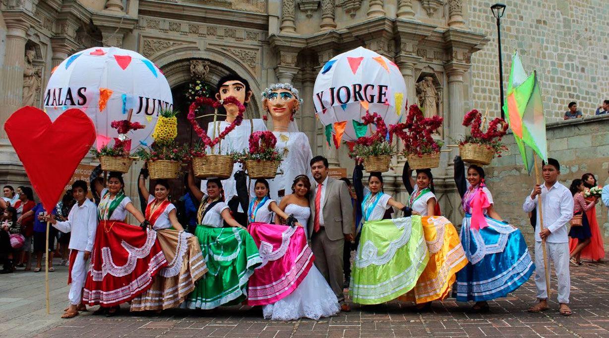 Monos de Calenda para bodas Oaxaqueñas